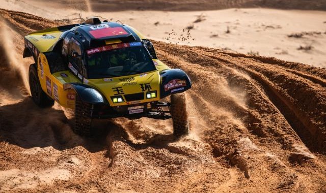 华体会hth下载-达喀尔SS6：韩魏跻身总成绩前十 彼得汉塞尔撞车