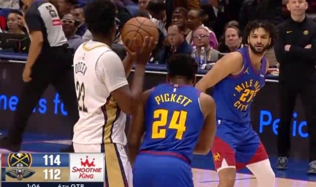 华体会app下载-真大心脏！戈登眼瞅着要失误 穆雷拿回来顺势骑马射箭压哨中投！